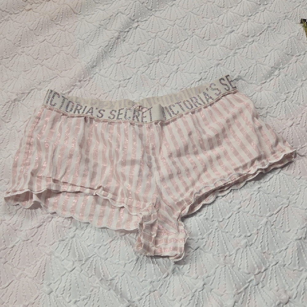 3/$10 VICTORIA’S SECRET ICONIC STRIPE METALLIC SHINE SCALLOP SLEEP SHORTS